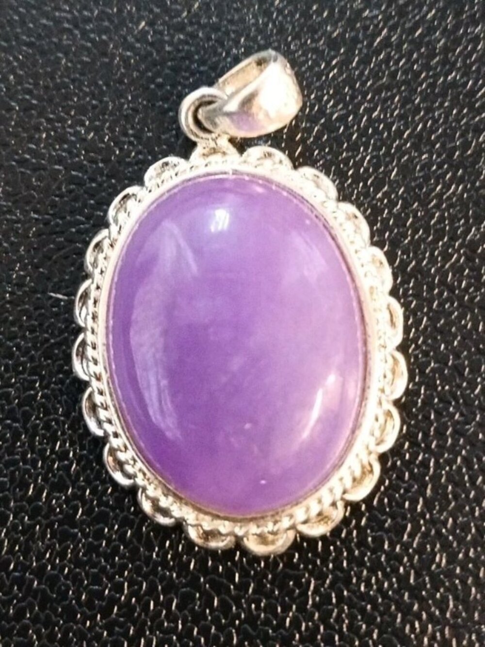 VINTAGE ITALIAN STERLING SILVER OVAL LAVENDER GEM PENDANT (R-7)